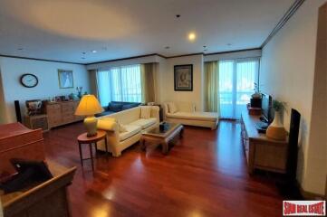 Baan Chaopraya Condominium - 2 Bed Quality Riverside Condo for Sale Close to Icon Siam and BTS