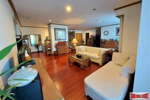 Baan Chaopraya Condominium - 2 Bed Quality Riverside Condo for Sale Close to Icon Siam and BTS