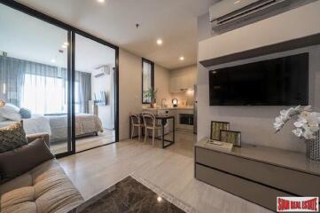 Life Asoke - Cozy and Nicely Decorated One Bedroom for Sale in Asok
