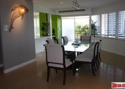 Moon Tower - Large 3 Bed Duplex with Terrace and Garden Views at Sukhumvit 59, Thong Lor