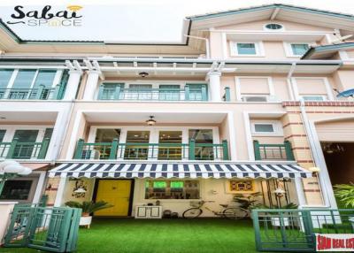 Crystal Ville  Stunning Hi-End Furnished Townhome in Lad Phrao