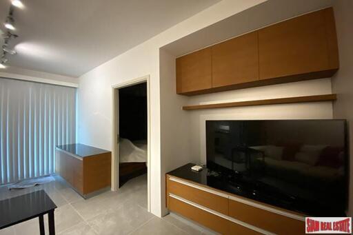 The Gallery Condominium - Penthouse 1 Bed 35 Sqm Fully Furnished unit on the 24th Floor at Sukhumvit 107, BTS Bearing