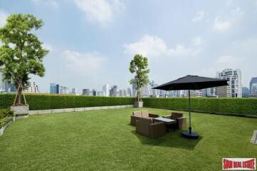 Newly Completed Low-Rise Condo near to Wireless Road and BTS Ploenchit - 2 Bed Corner Unit