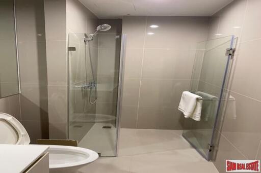 Newly Completed Low-Rise Condo near to Wireless Road and BTS Ploenchit - 2 Bed Corner Unit