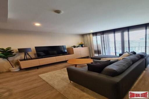 Newly Completed Low-Rise Condo near to Wireless Road and BTS Ploenchit - 1 Bed Plus Units