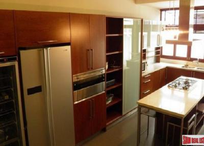 Natural Place  Extra Large Three Bedroom Family-Style House for Sale in Secure Phrom Phong Compound