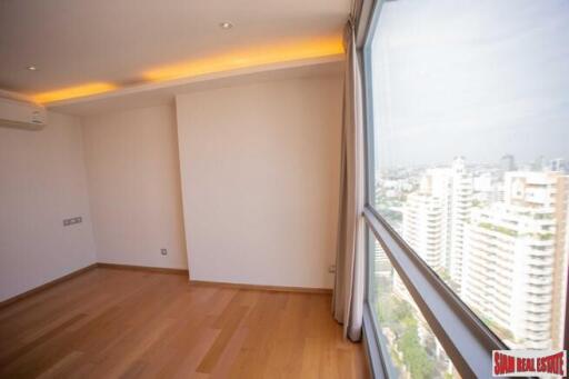 New Luxury 3 Bed Duplex Penthouse Condo Ready to Move in at at Sukhumvit 43 - 22% Discount!