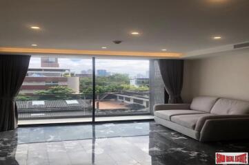 168 Sukhumvit 36 - Spacious Japanese Style One Bedroom Condo for Sale in Low Rise Thong Lo Building