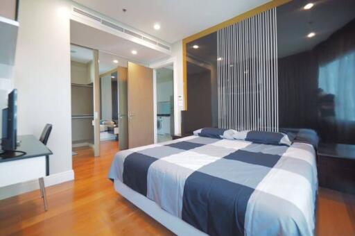 Bright Sukhumvit 24 - Two Bedroom Condo for Sale in a Nice Lively Residential Alley on Sukhumvit 24