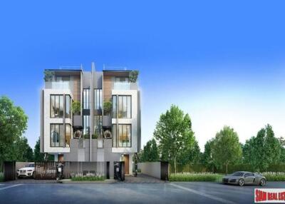 Secure Estate of Luxury Town Homes in Construction at Sukumvit 101, Phunnawithee