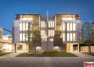 Secure Estate of Luxury Town Homes in Construction at Sukumvit 101, Phunnawithee