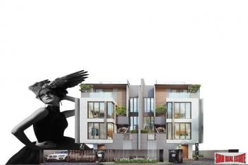 Secure Estate of Luxury Town Homes in Construction at Sukumvit 101, Phunnawithee