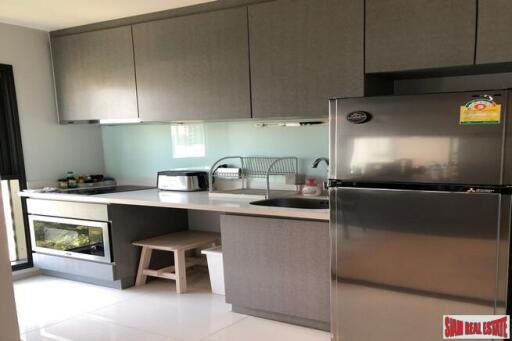 Rhythm Sukhumvit 36-38 - 1 Bed Fully Furnished on the 11th Floor with City Views at Thong Lor