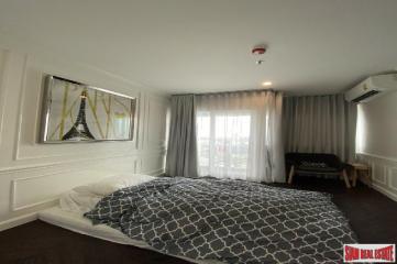 The Key Sathorn-Charoenraj  Large 2 Bed Combined Unit with 3 Balconies and City View at Sathorn
