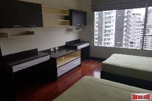 Wilshire Condo Sukhumvit 22 - Spacious Three Bedroom with City Views on Sukhumvit 22, Bangkok