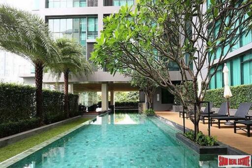 The Room Sukhumvit 21 - Furnished One Bedroom 50 sqm Condo for Sale in the Heart of Asoke