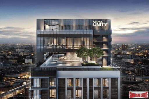 New Luxury High-Rise Newly Completed Next to BTS at Ratchayothin, Chatuchak - 1 Bed Units