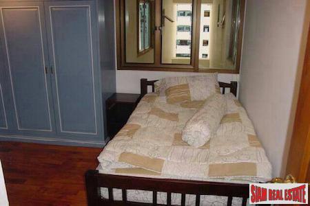 Top View Tower  Two Bed Condo for Sale on Sukhumvit 59, Thong Lor