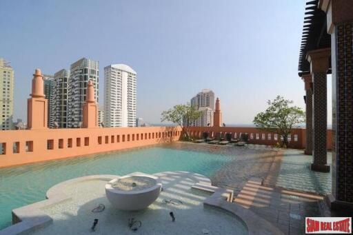 Aguston Sukhumvit 22 - Large Nicely Decorated One Bedroom with Great Facilities on Sukhumvit 22