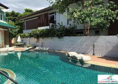 Windmill Village  Luxury House with Pool, 5 bedroom, 4 bathroom near Mega Bangna, Bangkok Pattana School