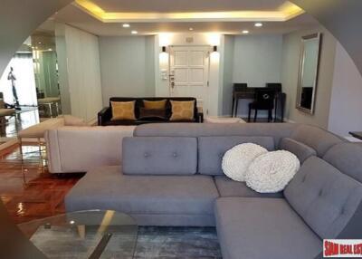 Regent on the Park 3 - Spacious and Newly Renovated Three Bedroom Condo for Sale in Phrom Phong