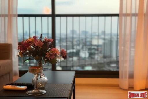 Life Sukhumvit 48 - Sunny One Bedroom on High Floor for Sale in Phra Khanong