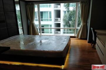 Baan Siri Sukhumvit 10 - Two Bed Condo for Sale at Asoke/Nana