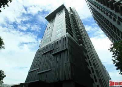 The Vertical Aree by Sansiri  Beautiful Fully Decorated Condominium in Ari - 300m. from BTS