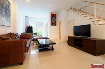 Baan Klang Muang S-Sense  Three Bedroom Three Storey Corner Home Perfect for a Family in Khwaeng Wang Thonglang
