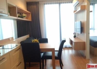 Q House Sukhumvit 79 - Modern One Bedroom Condo on the 20th Floor in On Nut