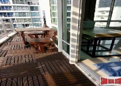 Baan Rajprasong Bangkok - Sunlit Two Bedroom Corner Condo in Lumphini