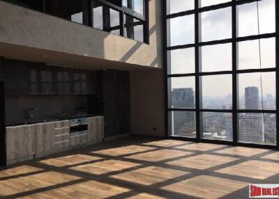 The Lofts Asoke - Luxury Newly Completed One Bed Duplex Corner Unit on High Floor