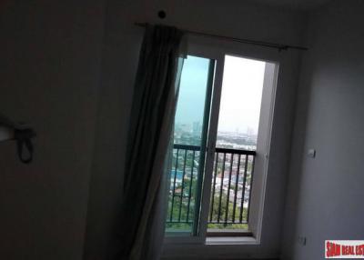 The Key Sathorn-Ratchapruek  Two Bedroom 17th Floor Condo with Green Views in Wutthakat