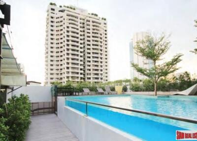 Quad Silom - Large Two Bedroom Condo for Sale in a Low-rise Building in Chong Nonsi