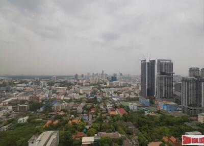 The Met - Elegant Three Bedroom Condo with Sweeping Panoramic Views in Chong Nonsi