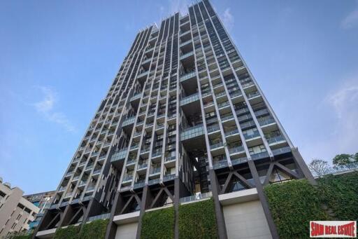 The Met - Elegant Three Bedroom Condo with Sweeping Panoramic Views in Chong Nonsi