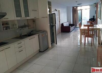 J.C.Tower - A Nice One Bedroom Corner Condo in Popular Thong Lo