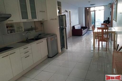 J.C.Tower - A Nice One Bedroom Corner Condo in Popular Thong Lo