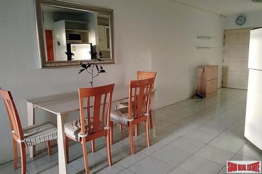 J.C.Tower - A Nice One Bedroom Corner Condo in Popular Thong Lo