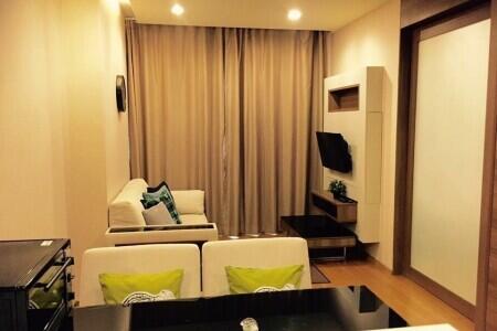 The Address Sathorn - Quality One Bed Chong Nonsi Condo on the 28th Floor