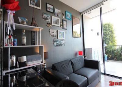 The Issara Ladprao  Spacious One Bedroom Condo with Large Balcony in Lat Phrao