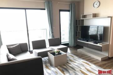 Teal Sathorn- Taksin - City Views and Close to the BTS in the Three Bedroom Condo in Wongwian Yai