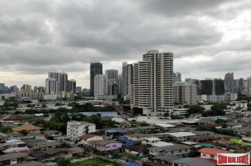 Baan Sukhumvit - Elegant Top Floor Living in this Spacious 3-5 Bedroom Penthouse at Sukhumit Soi 36