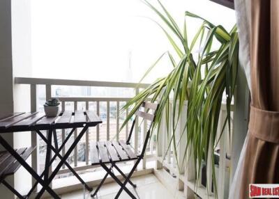 Chewathai Ratchaprarop - Sunny Two Bedroom Condo with City Views in Victory Monument, Bangkok