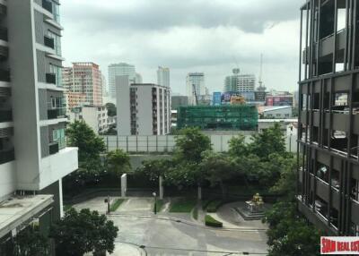 Aspire Rama9 - Convenient Two Bedroom Condo for Sale Close to MRT on Rama 9, Bangkok