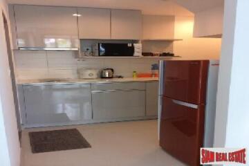 Ideo Mobi Sukhumvit - Comfortable Living in this Two Bedroom Duplex by On Nut