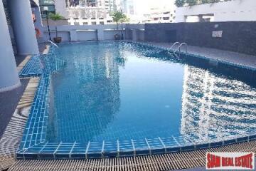 Le Premier Condo Sukhumvit 59 - Two Bedroom, Three Bath Condominiums for Sale in Prestigious Thong Lo