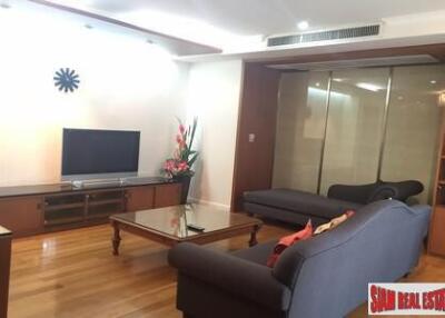 Cadogan Private Residence - Immaculate Three Bedroom in Private Condominium at Sukhumvit 39