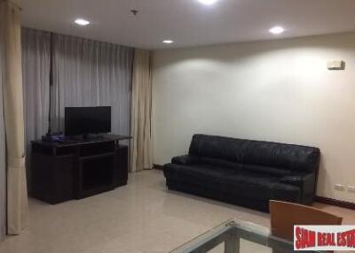 River Heaven Charoenkrung 76 - Modern Two Bedroom Condo for Sale in Wat Phraya Krai