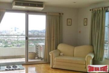 Sarin Place - Two Bedroom Corner Unit Condo for Sale at Ratchadaphisek